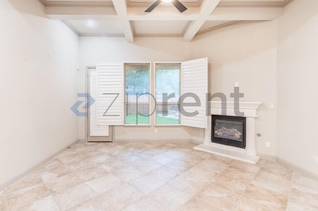 Photo - 300 Jack Ryan Ln