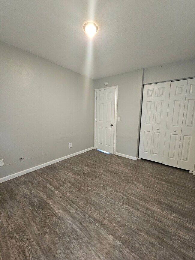 Photo - 1411 Bridge Ave Unit 1411 Apt 3