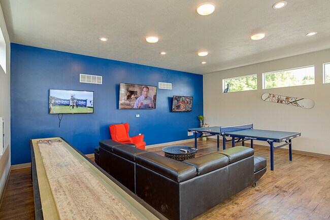 Photo - Alpine Flats-Student Apartments