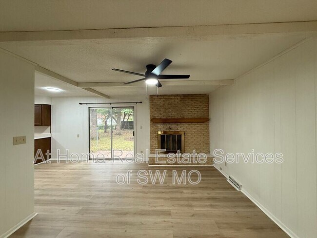 Photo - 1335 E Sunset St