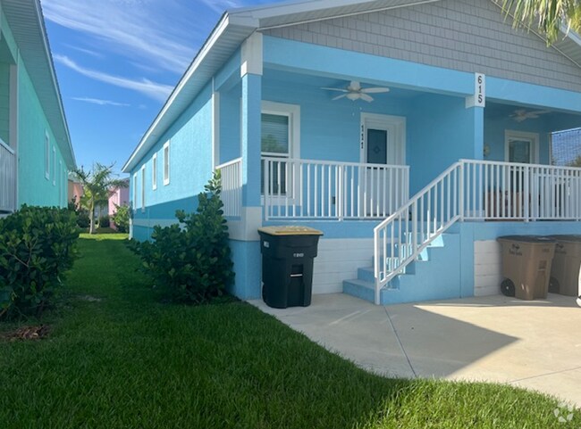 Building Photo - 615 E Virginia Ave Unit 112 Rental