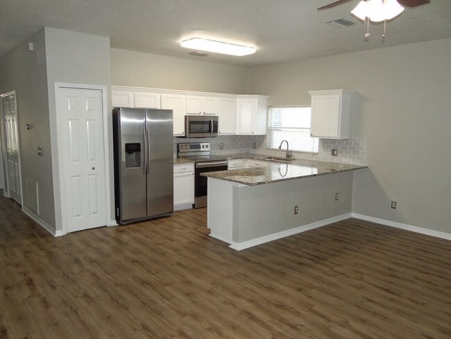 Photo - Charming 3/2 home in Port Tampa