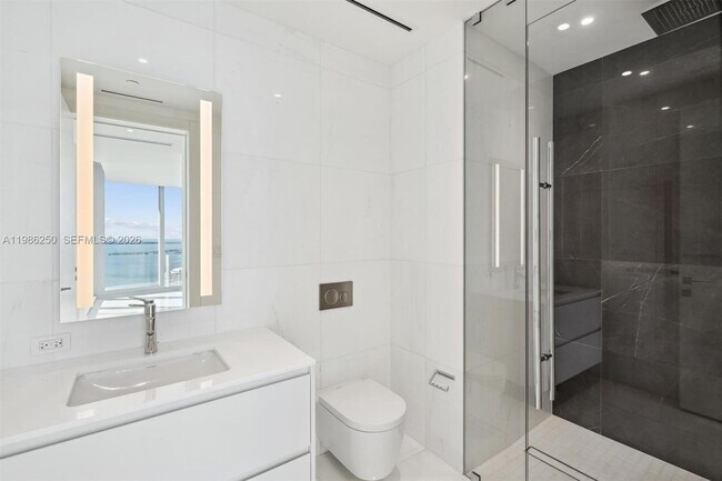 Photo - 300 Biscayne Blvd Way Unidad 3805W