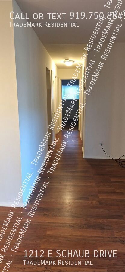 Photo - 1212 Schaub Dr