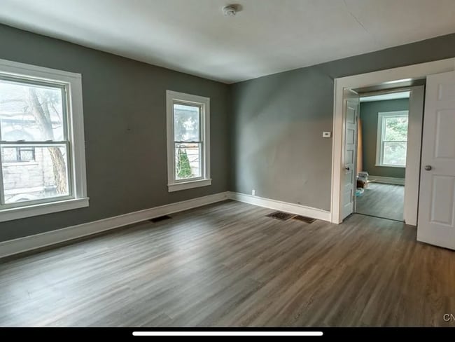 Photo - 307 St Marks Ave Unidad 2nd Floor