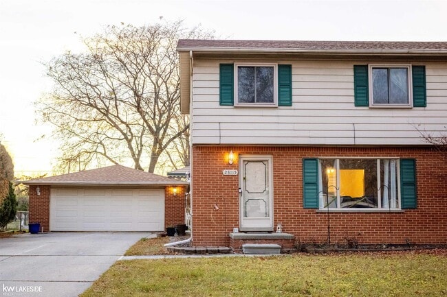 Photo - 28115 Little Mack Ave