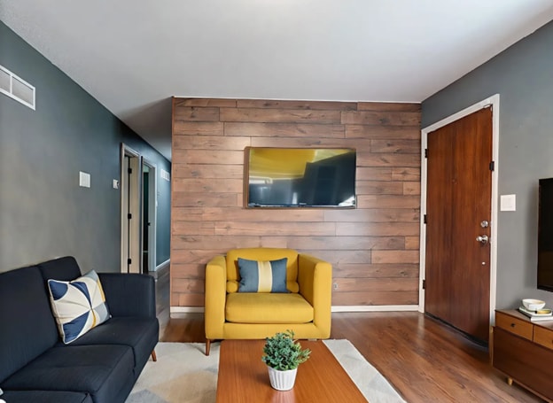 Photo - 3909 S Marshall Dr