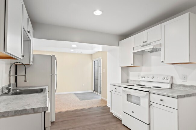 Photo - 10205 Waterford Dr Unit Studio