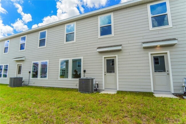 1566 Plank Pl