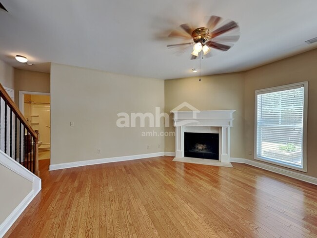 Photo - 1152 Thomas Daniel Way