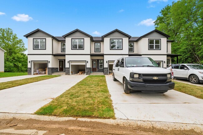 Photo - BRAND NEW CONSTRUCTION | O’Fallon, IL