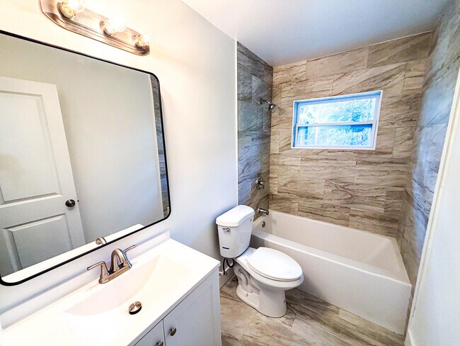 Photo - 2133 Sibley Ave
