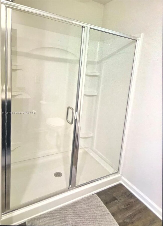 Photo - 4961 Sampler Dr