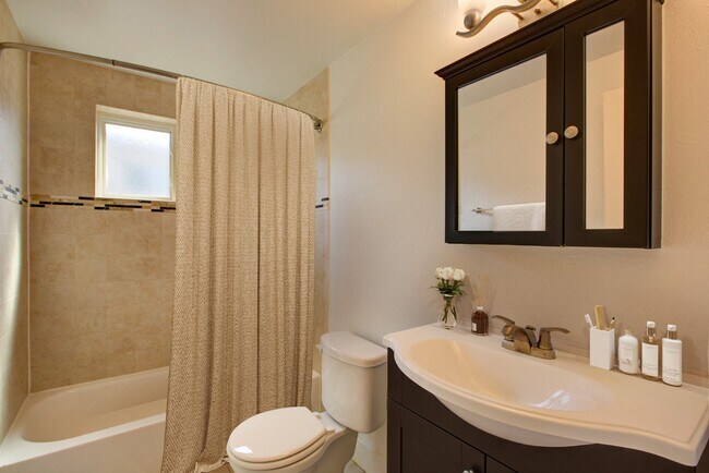 Photo - 20 S. Pearl Street