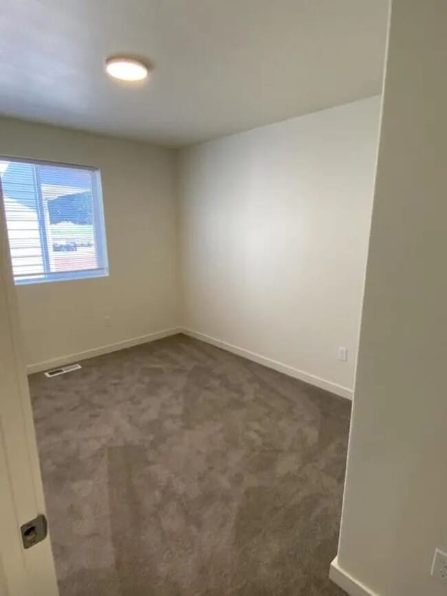 Photo - LanC01 Unit 2407