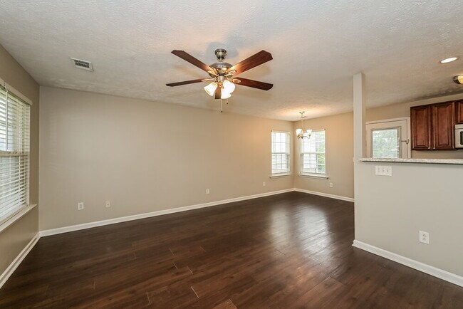 Photo - 1065 Tammy Sue Ln