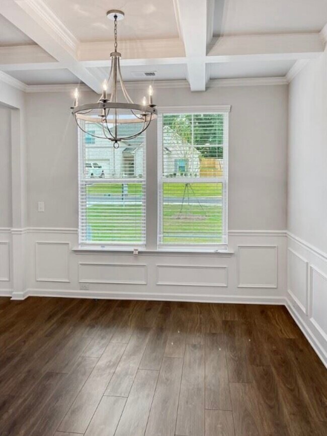 Photo - 2115 Teale Ln