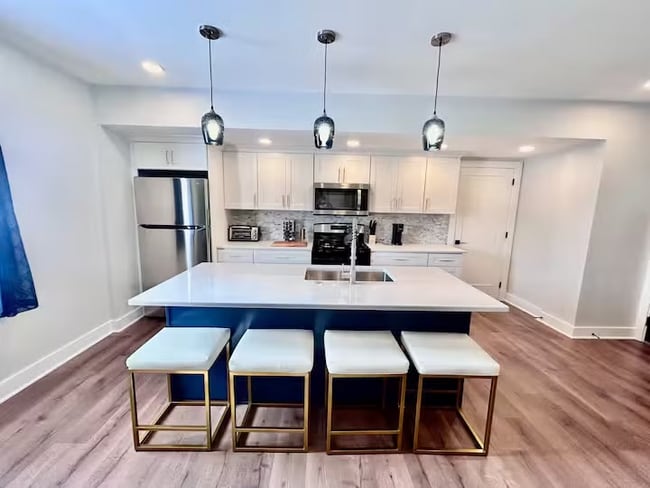 Building Photo - Jasper ST,LLC Unit 3