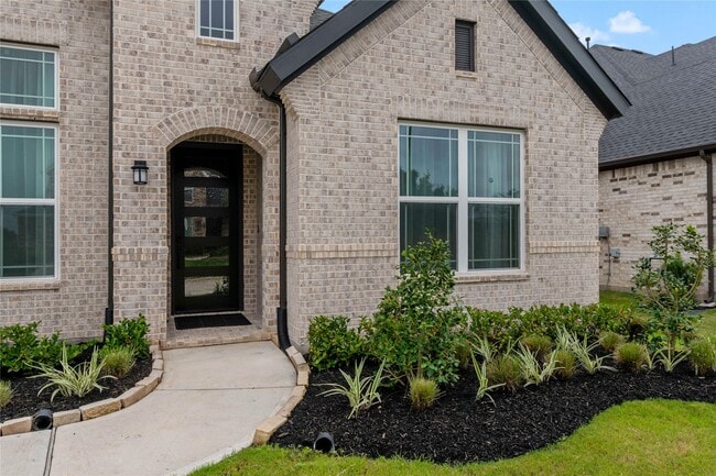 Photo - 7327 Sunny Oak Ln