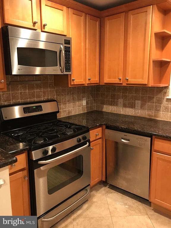 Photo - 7527 Maple Ave Unidad 2