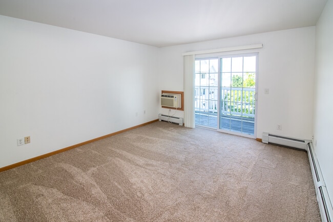 Photo - Cedar Creek Senior Housing