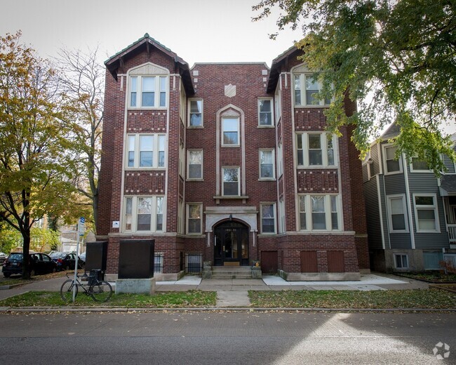 Building Photo - 3548 N Wolcott Ave Unit 3 Rental