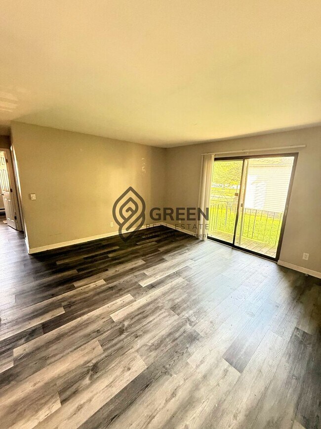 818 S 3rd Ave Unit 2