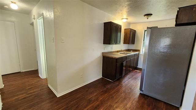 Photo - 520 Sweetbriar Dr