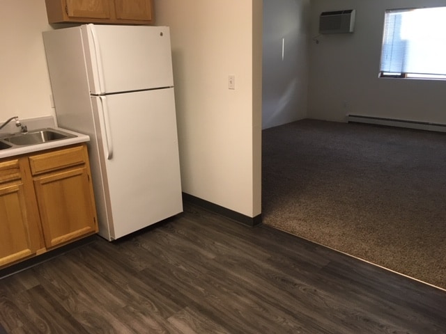 Photo - 1608 Palm Ct Unit 1