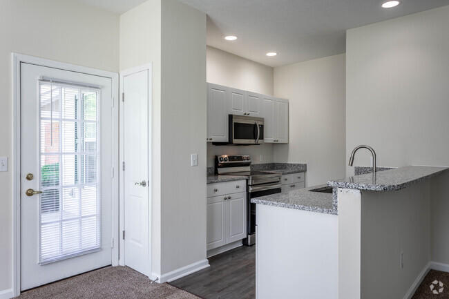 Interior Photo - The Residences at Scioto Crossing Rental