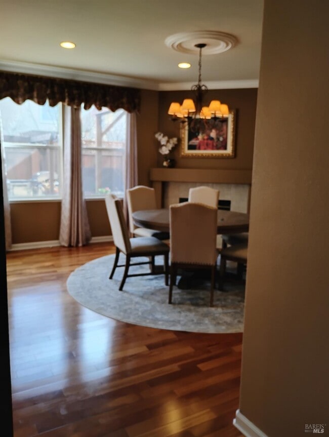 Photo - 1122 Mitchell Ln