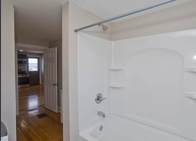 Photo - 13 Hampden St Unit 13 Hampden Street