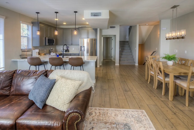 Building Photo - Welcome Home! Fully Furnished with Month to Month leasing options available. Contact us today to ... Unit 145