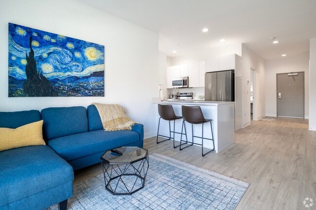 Photo - Cardinal Square - Building D2