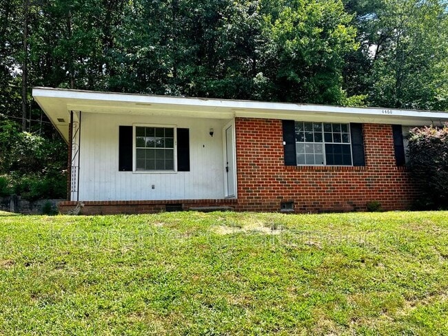 Photo - 4460 Norcross Rd Unidad B