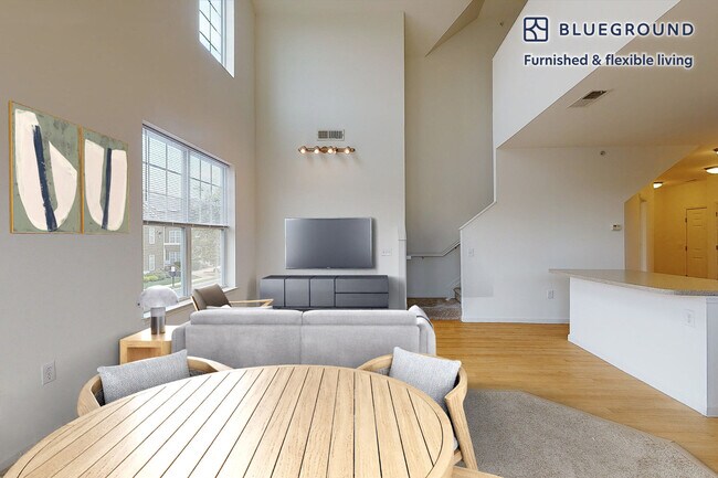 Photo - 1700 E 5th St Unit FL2-ID2107A