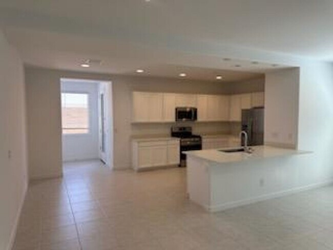 Photo - 24687 N 170th Dr