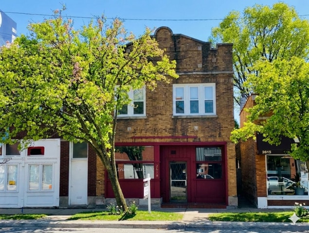 Building Photo - 2611 W Peterson Ave Unit B2