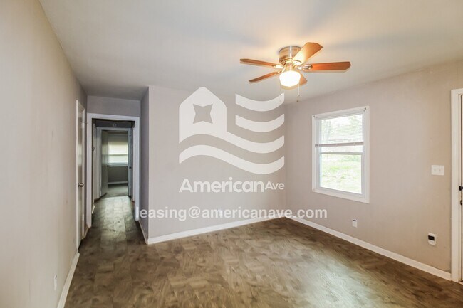 Photo - 2423 Adger Rd