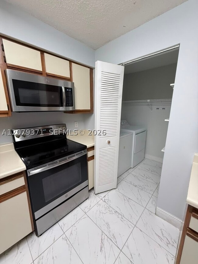 Photo - 1281 SW 46th Ave Unit 2504