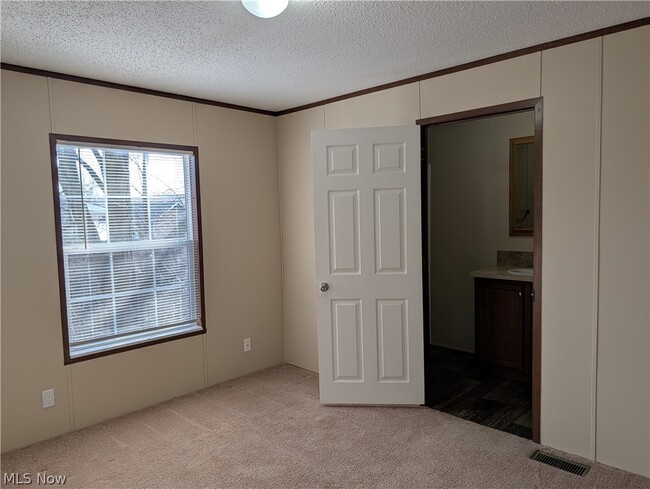 Photo - 230 Cedar Brook Dr