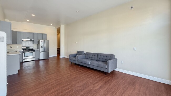 Photo - 2336 Park Blvd Unit 2336
