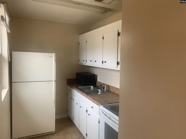 Photo - 487 Bushberry Rd