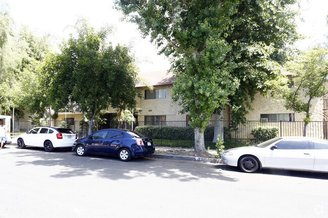 Memory Park Apts