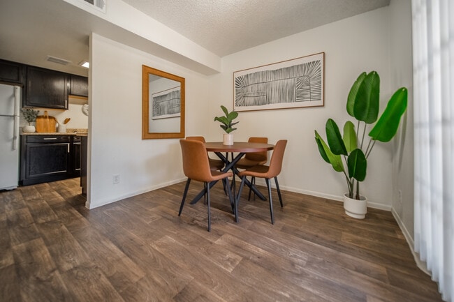 Country Club Terrace Apartments