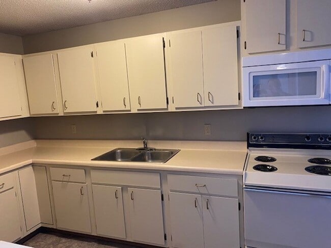 Photo - LaCrosse Estates Apartment Homes