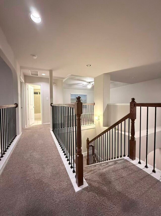 Building Photo - 24323 Marcello Lakes Dr