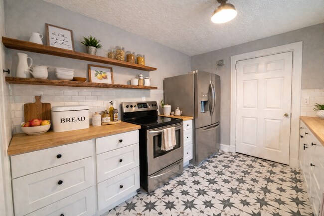 Kitchen, (Virtual staged). - 2589 Park St Unit 2589