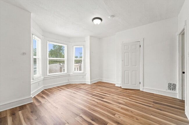 1213 N 60th St Unit 3