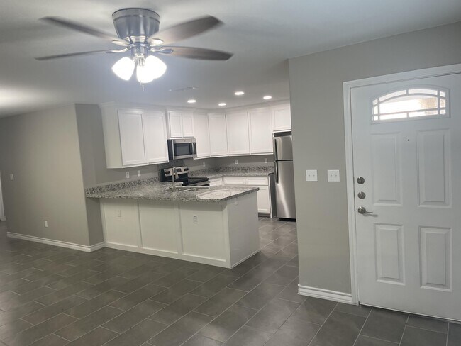 Photo - 109 Olive St